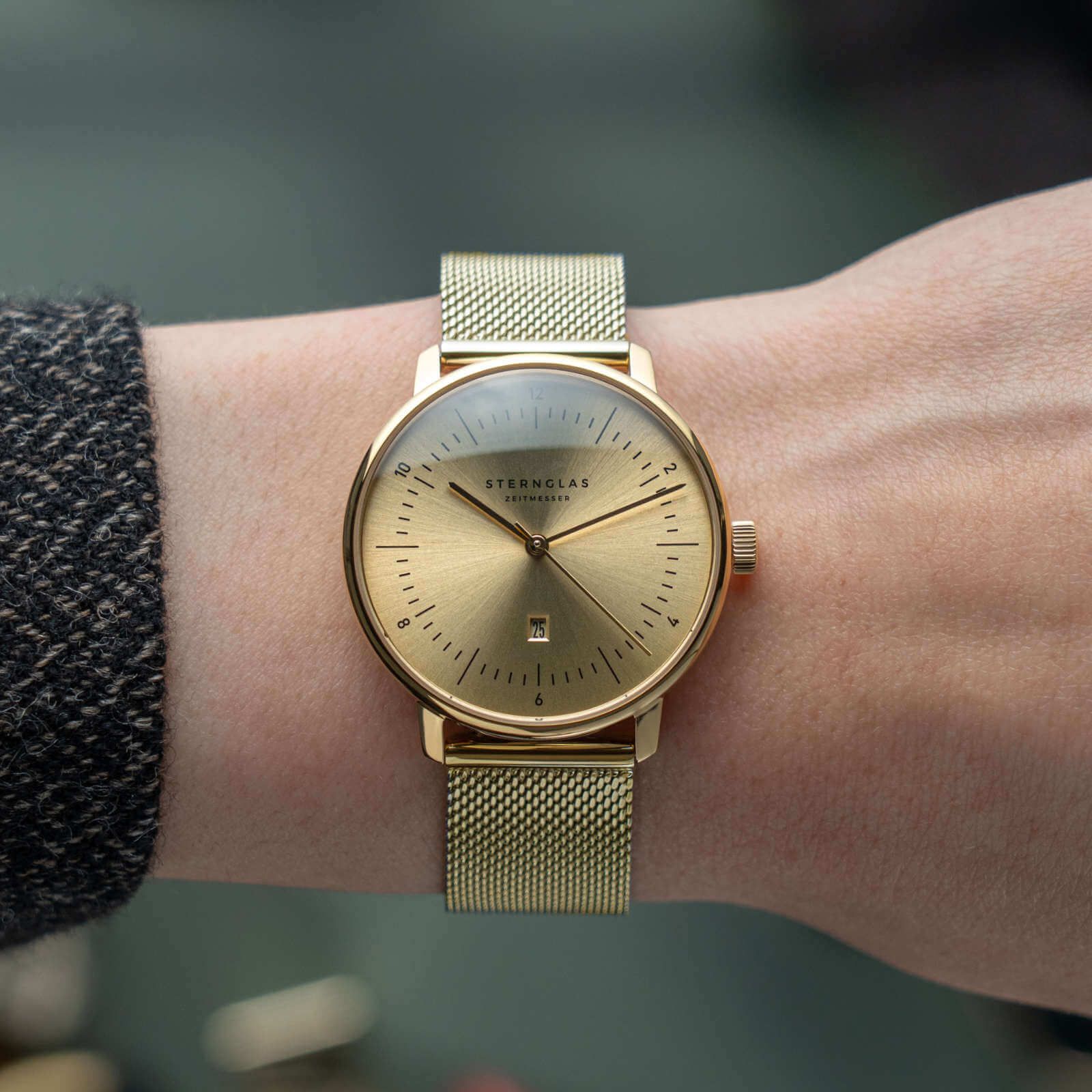 sterngas-naos-xs-edition-elyra-damenuhr-gold-33-mm-leder image 2