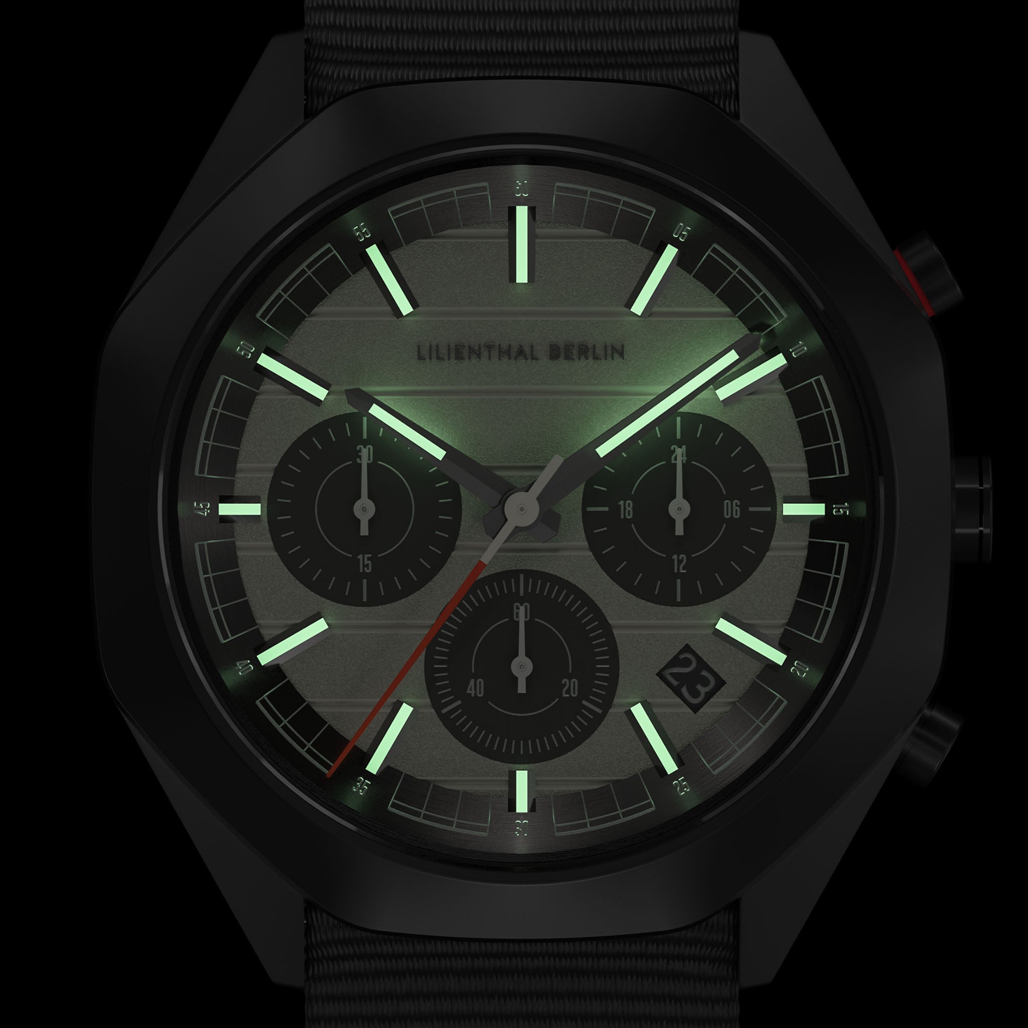 lilienthal-berlin-octachrono-chronograph-40-mm-black-sand-mit-pet-band image 7