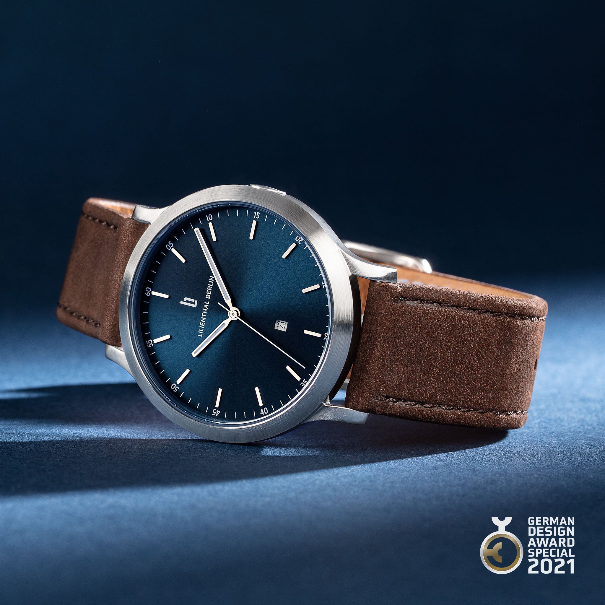 lilienthal-berlin-huxley-silver-blue-armbanduhr-40-mm-2 image 3