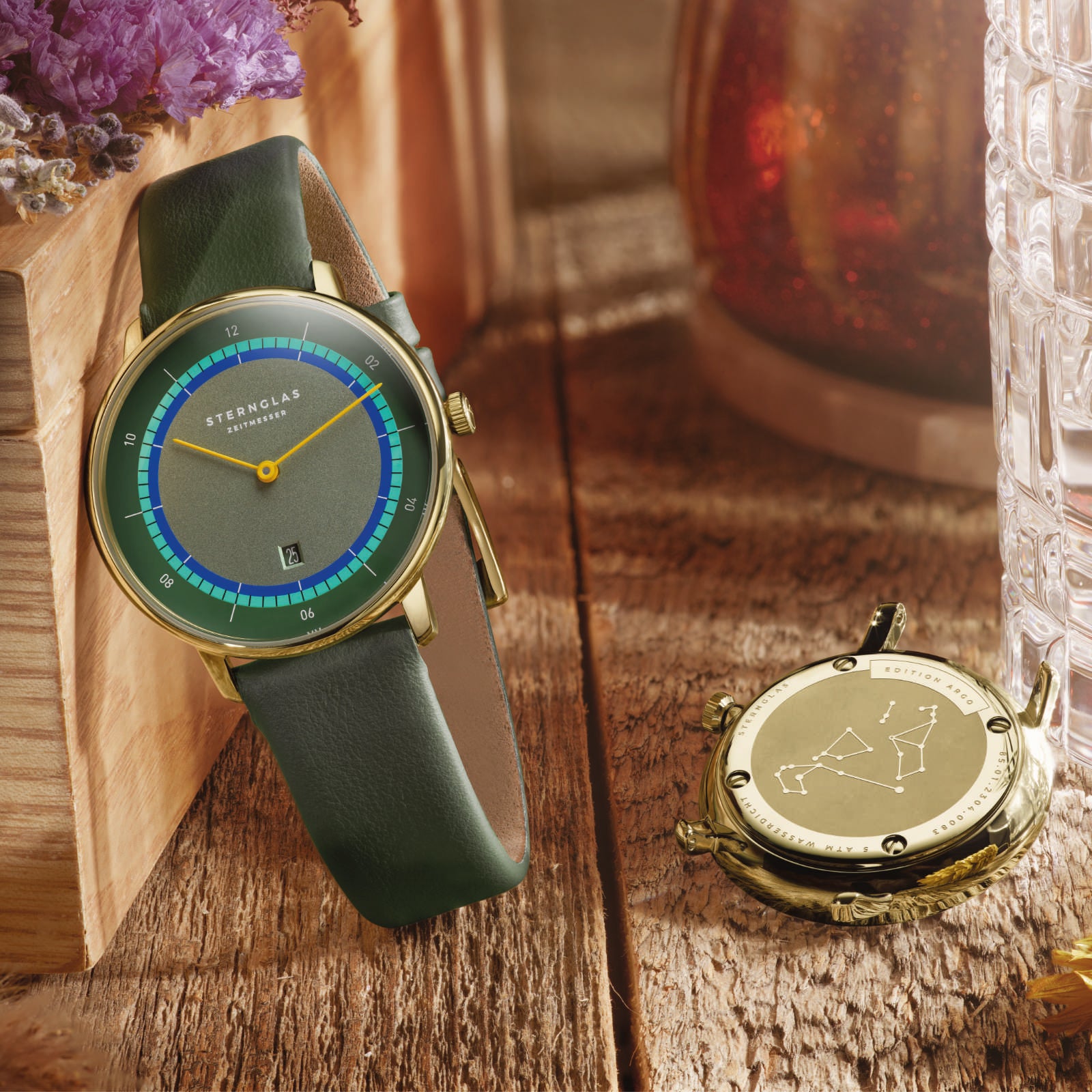 sternglas-naos-xs-edition-argo-dunkelgr-n-33mm-damenuhr-mit-lederband image 2
