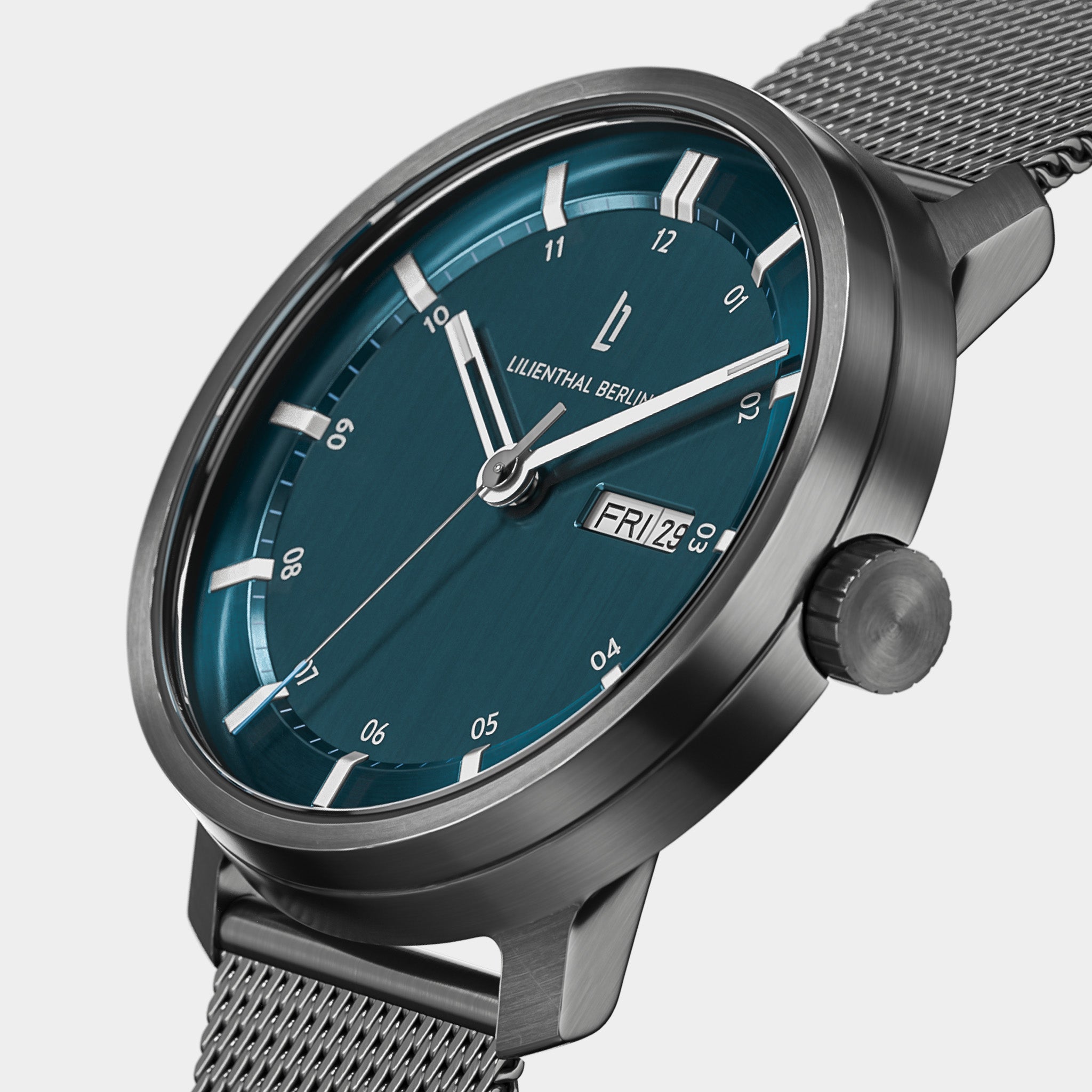lilienthal-berlin-neolux-day-date-automatikuhr-dark-silver-blue-42-mm image 2