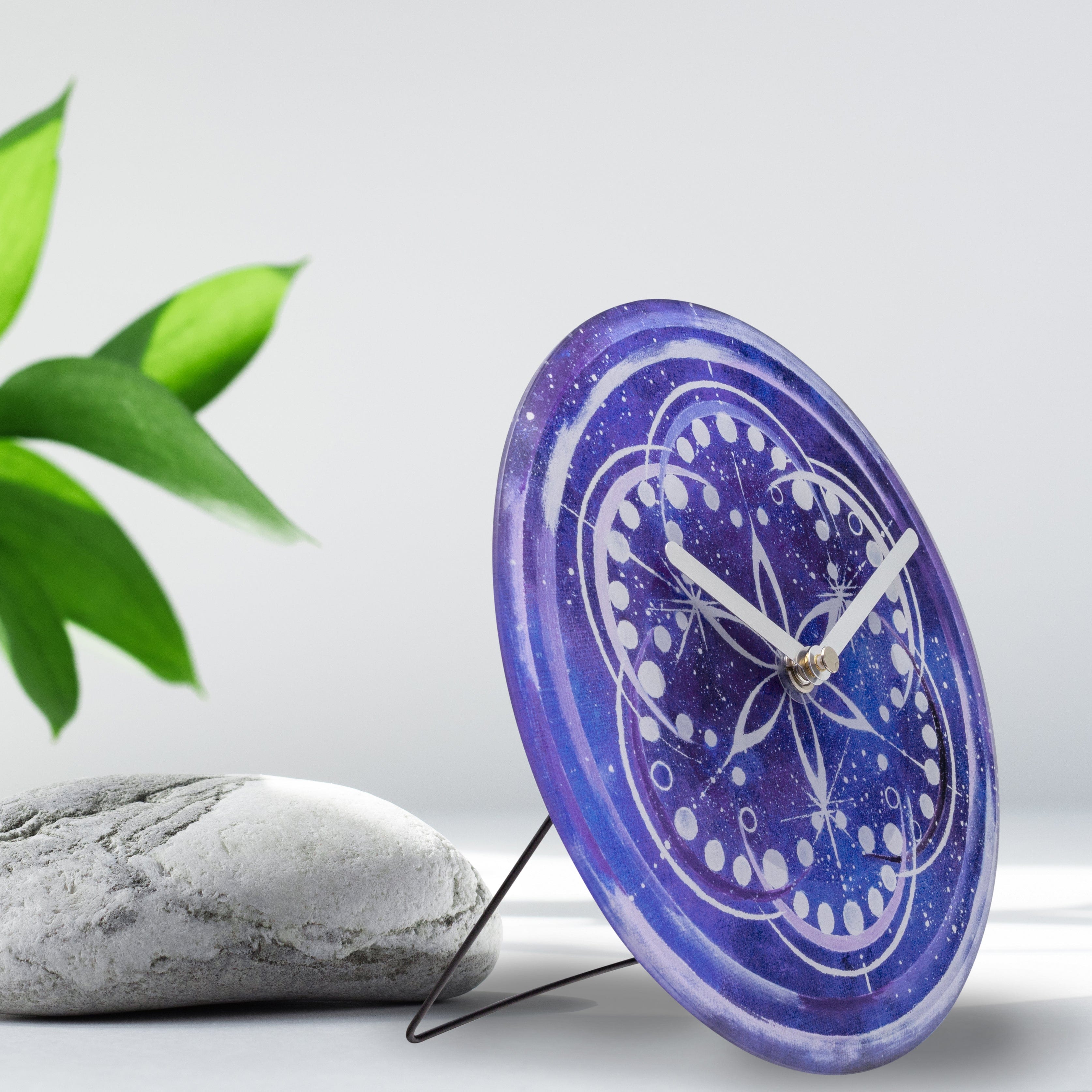 nextime-cosmo-table-tisch-wanduhr-20-cm-indigo-geh-rtetes-glas-leise-kosmisches- image 3