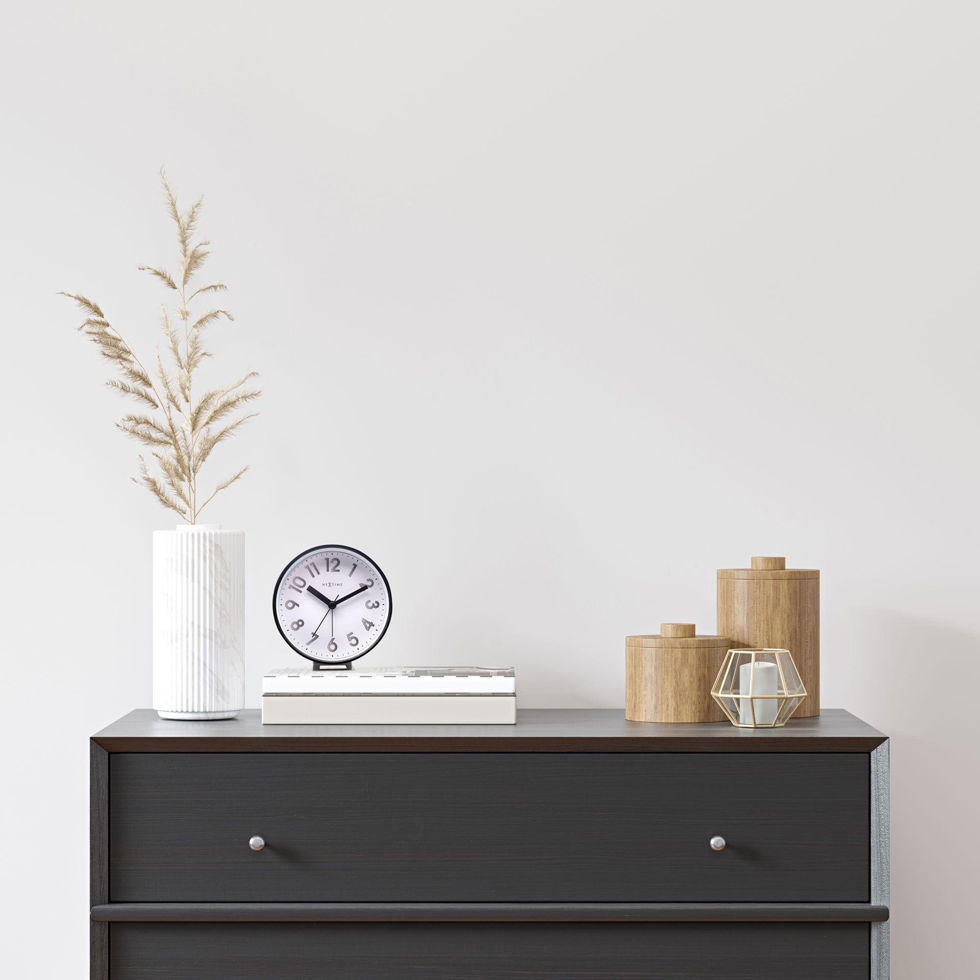 nextime-reflect-tisch-und-wanduhr-mit-alarm-leise-lichtfunktion-12-5-x-13-x-5-5- image 7