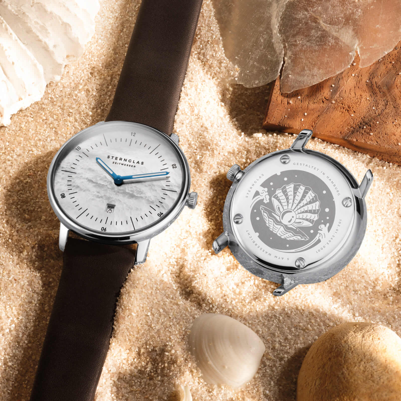 sternglas-naos-xs-edition-perlmutt-damenuhr-wei-33-mm-leder image 4