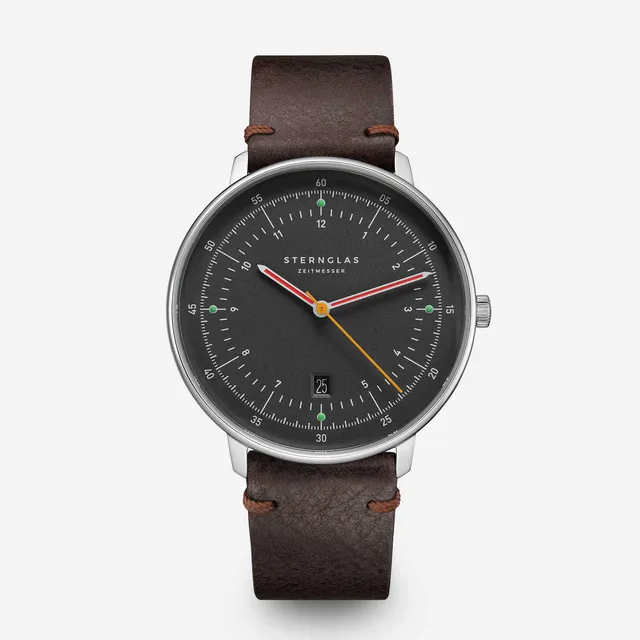sternglas-hamburg-neugraphit-herrenuhr-42-mm-silber image 1