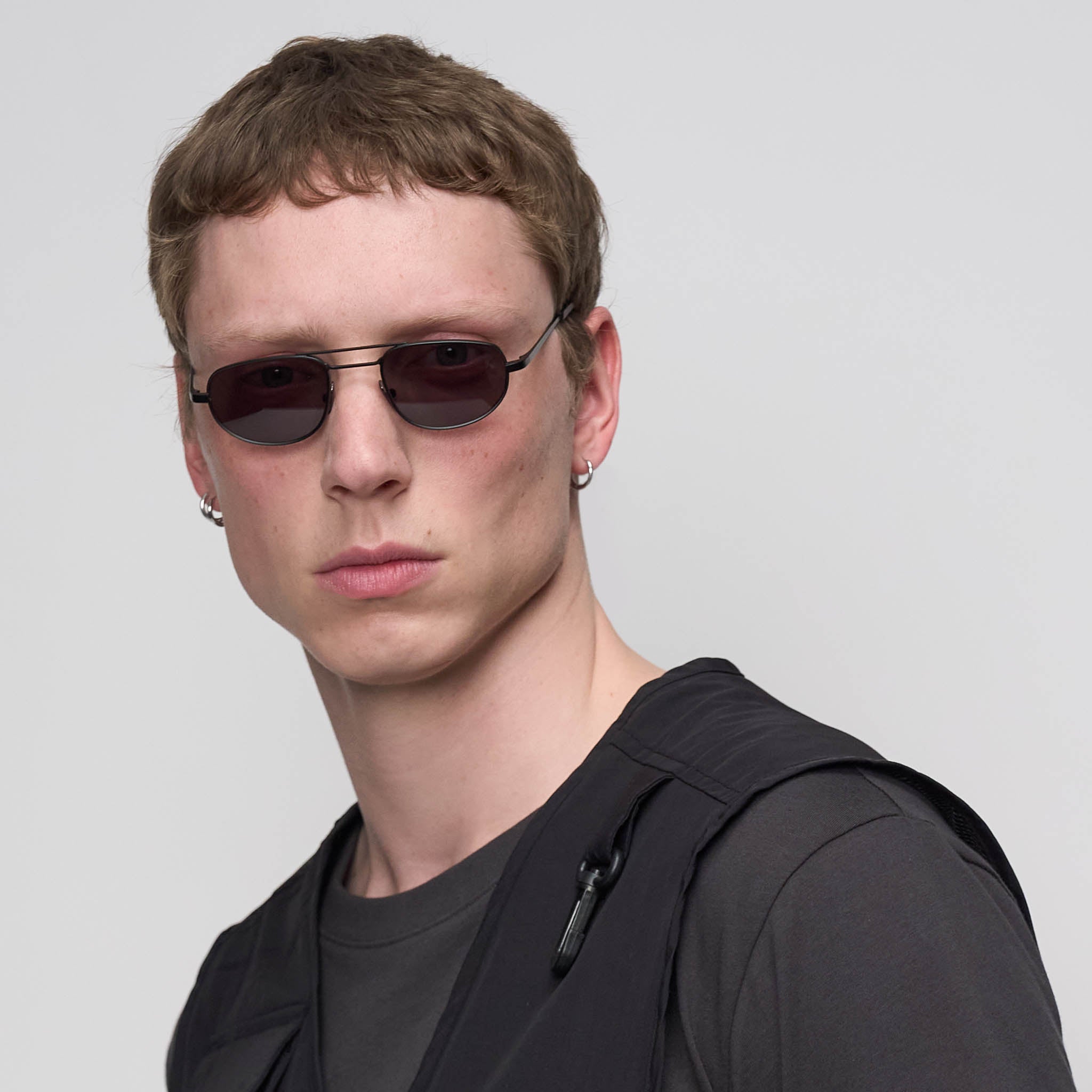 lilienthal-berlin-neo-wave-sonnenbrille-black-anthracite-gray image 8