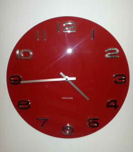 Schöne Uhr, etwas klein