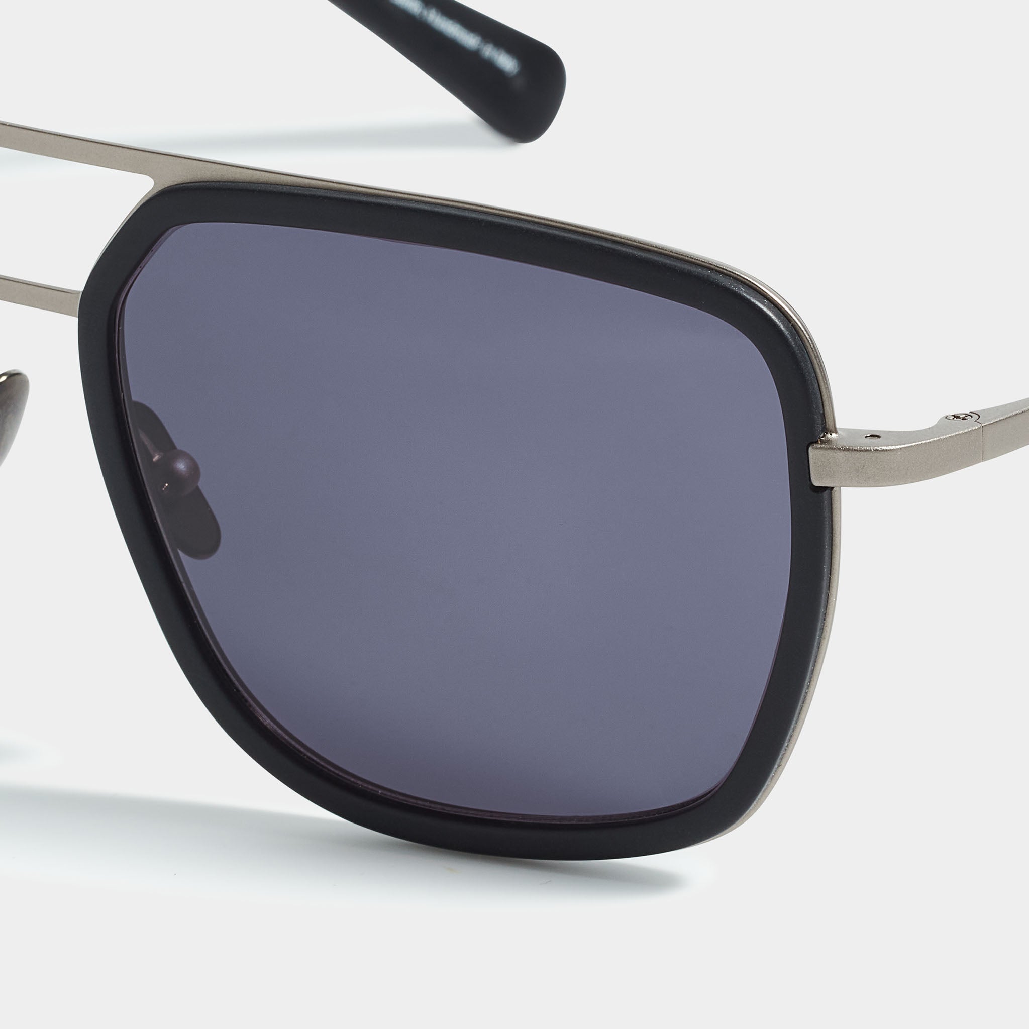 lilienthal-berlin-aero-funk-sonnenbrille-anthracite-black-gray image 7