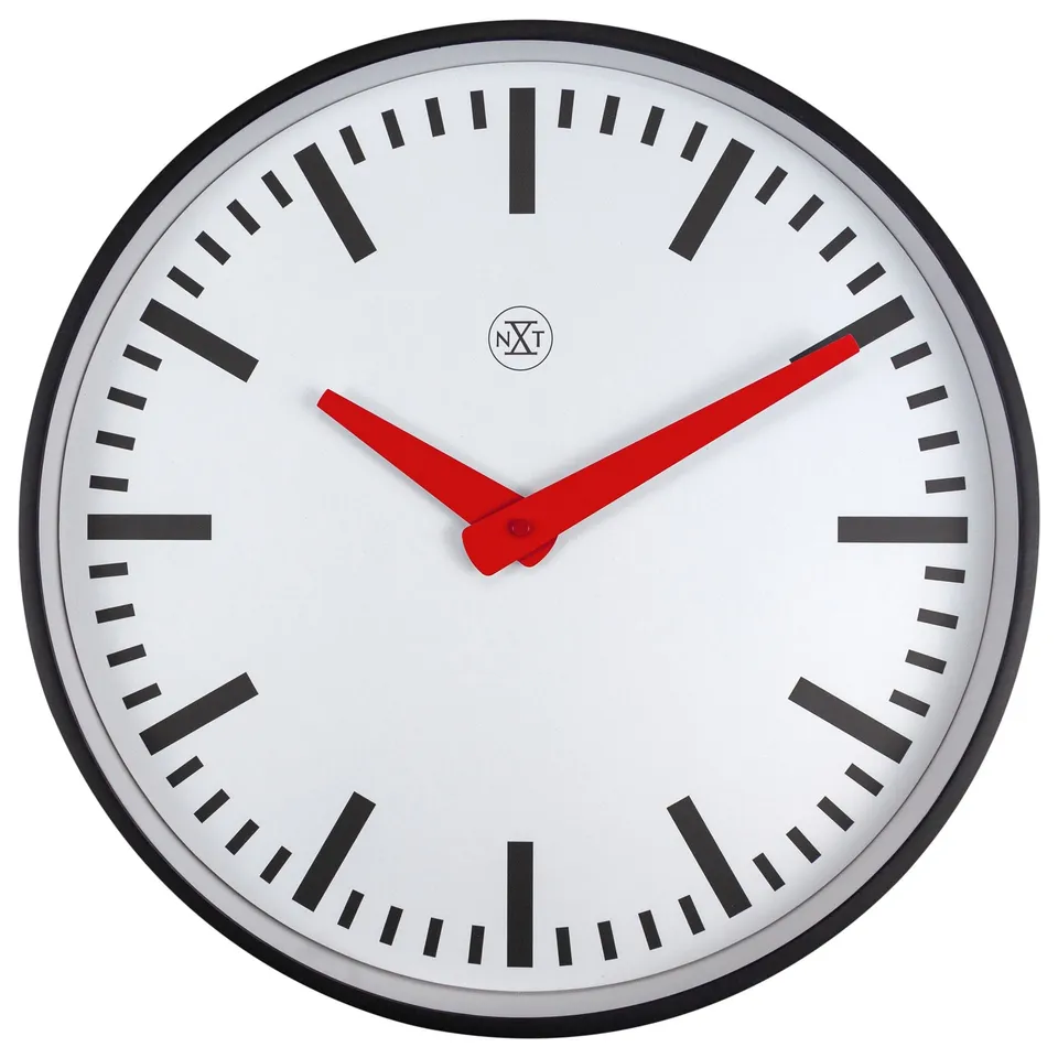 nextime-newcastle-wanduhr-25-5-cm-lautlos-schwarz-wei image 1