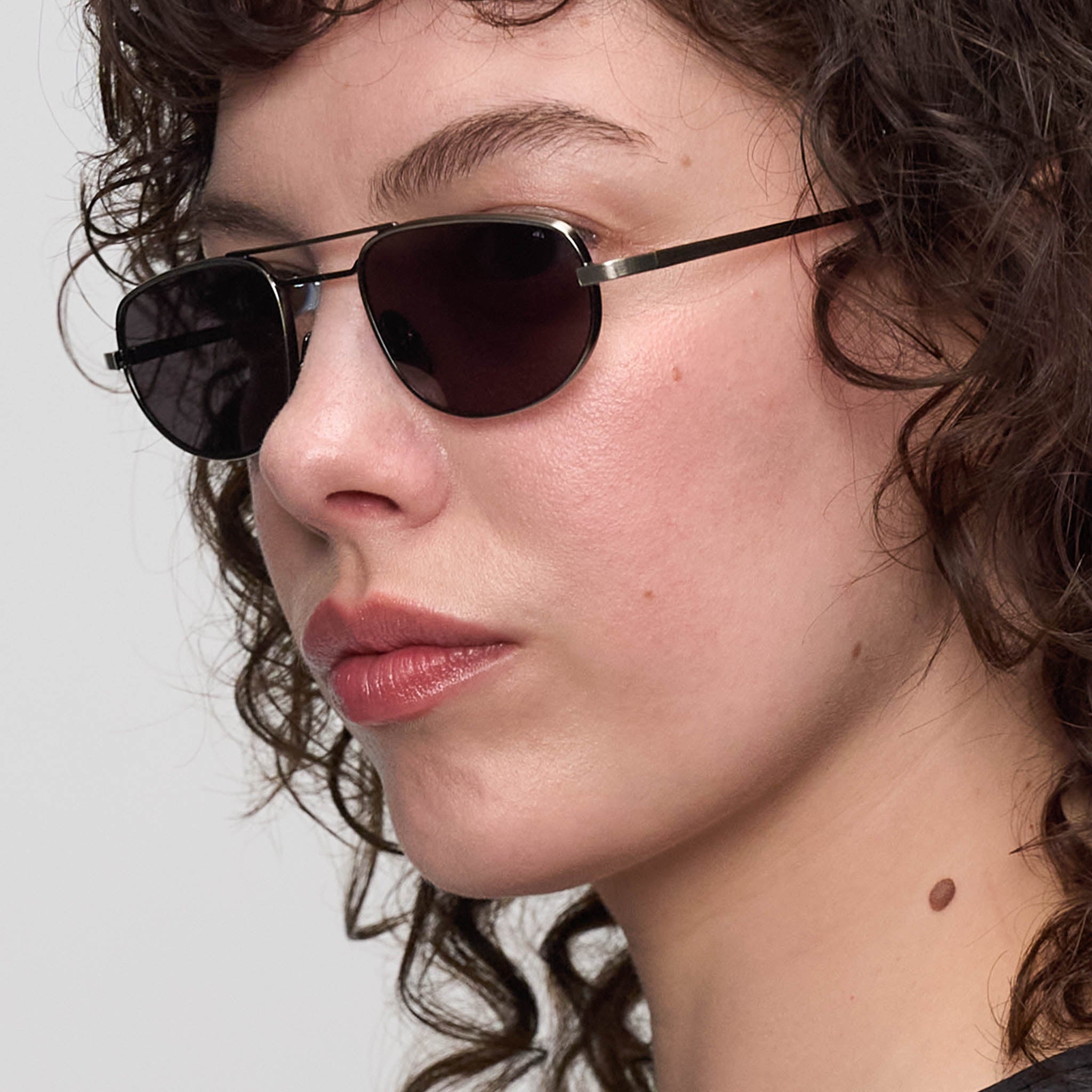 lilienthal-berlin-neo-wave-sonnenbrille-anthracite-black-gray image 4