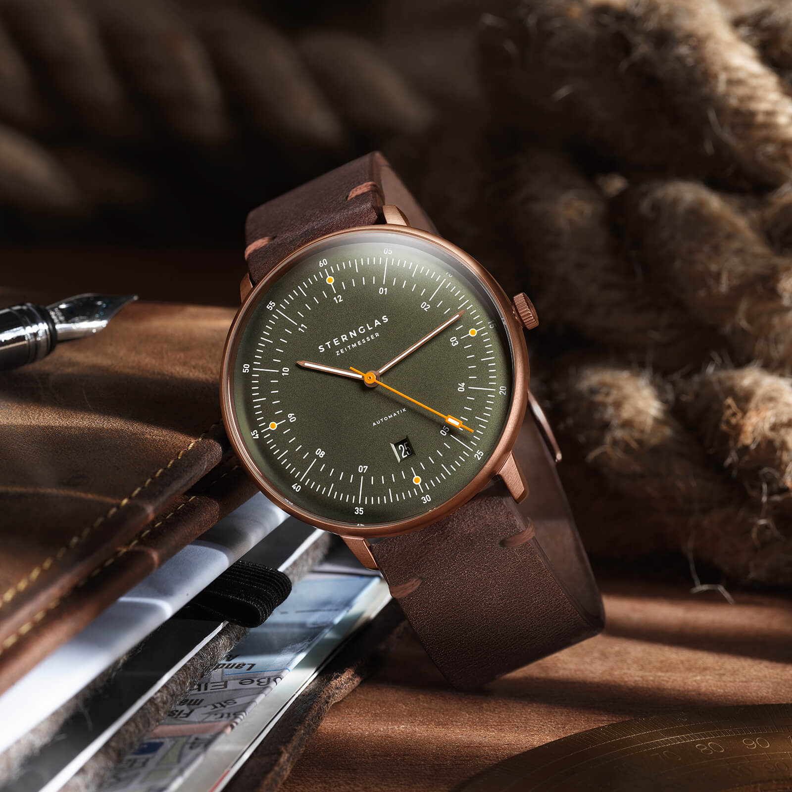 sternglas-hamburg-automatik-edition-bronze-42-mm-gr-n-leder image 6