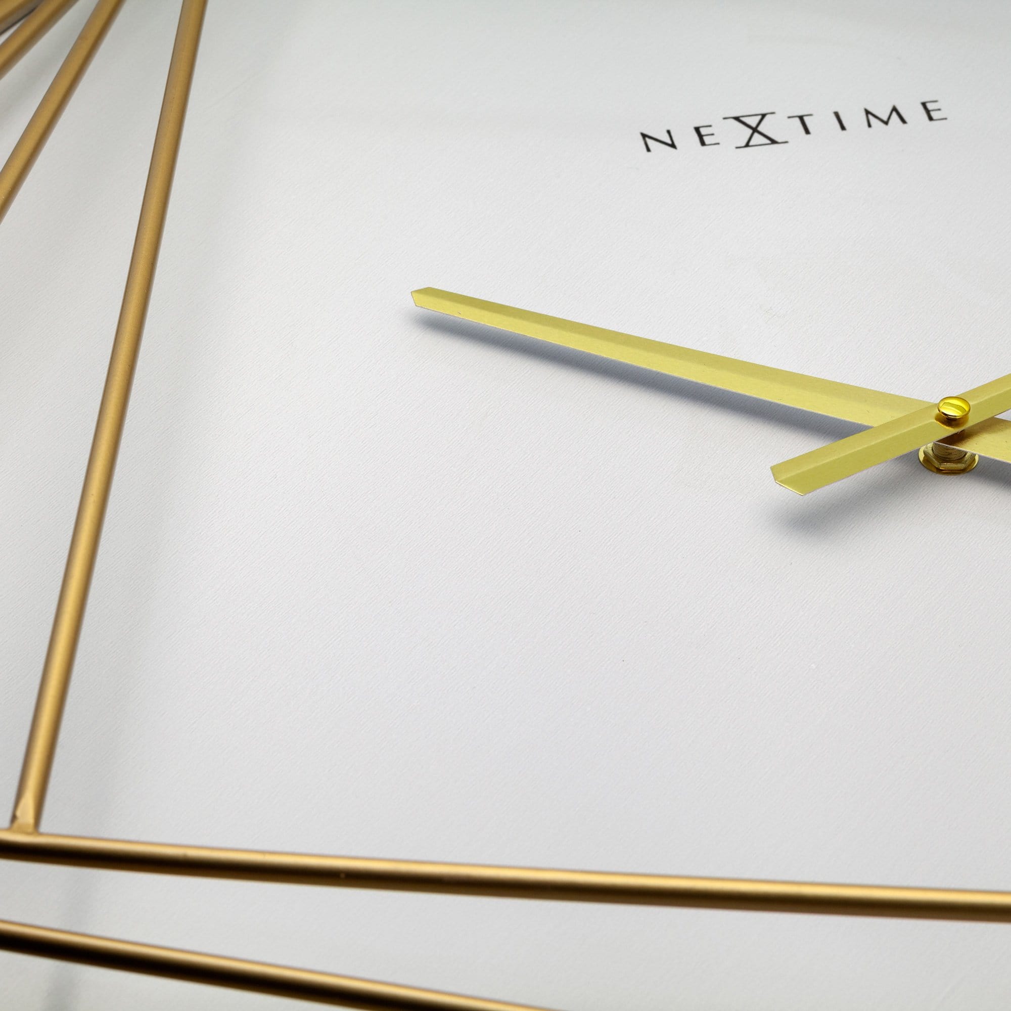 nextime-turning-square-wanduhr-85x85-cm-metall-wei-gold image 4