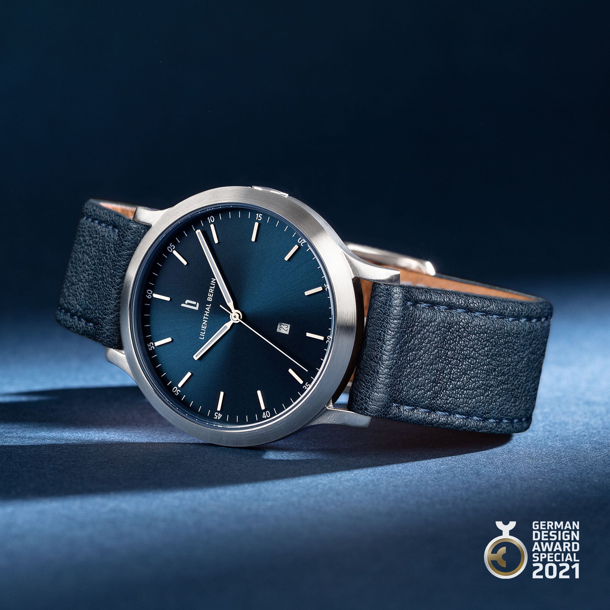 lilienthal-berlin-huxley-silver-blue-armbanduhr-40-mm image 3
