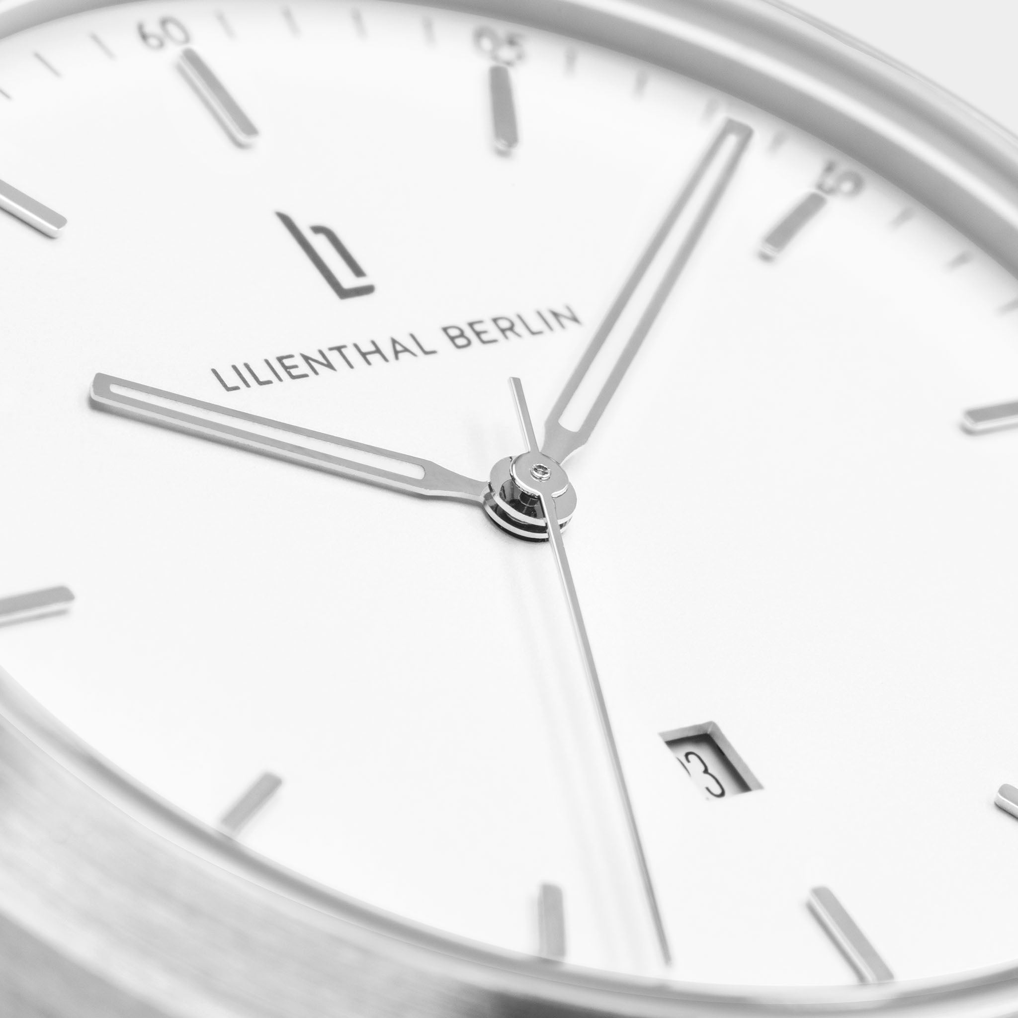 lilienthal-berlin-huxley-armbanduhr-silver-white-sportive-40-mm image 4