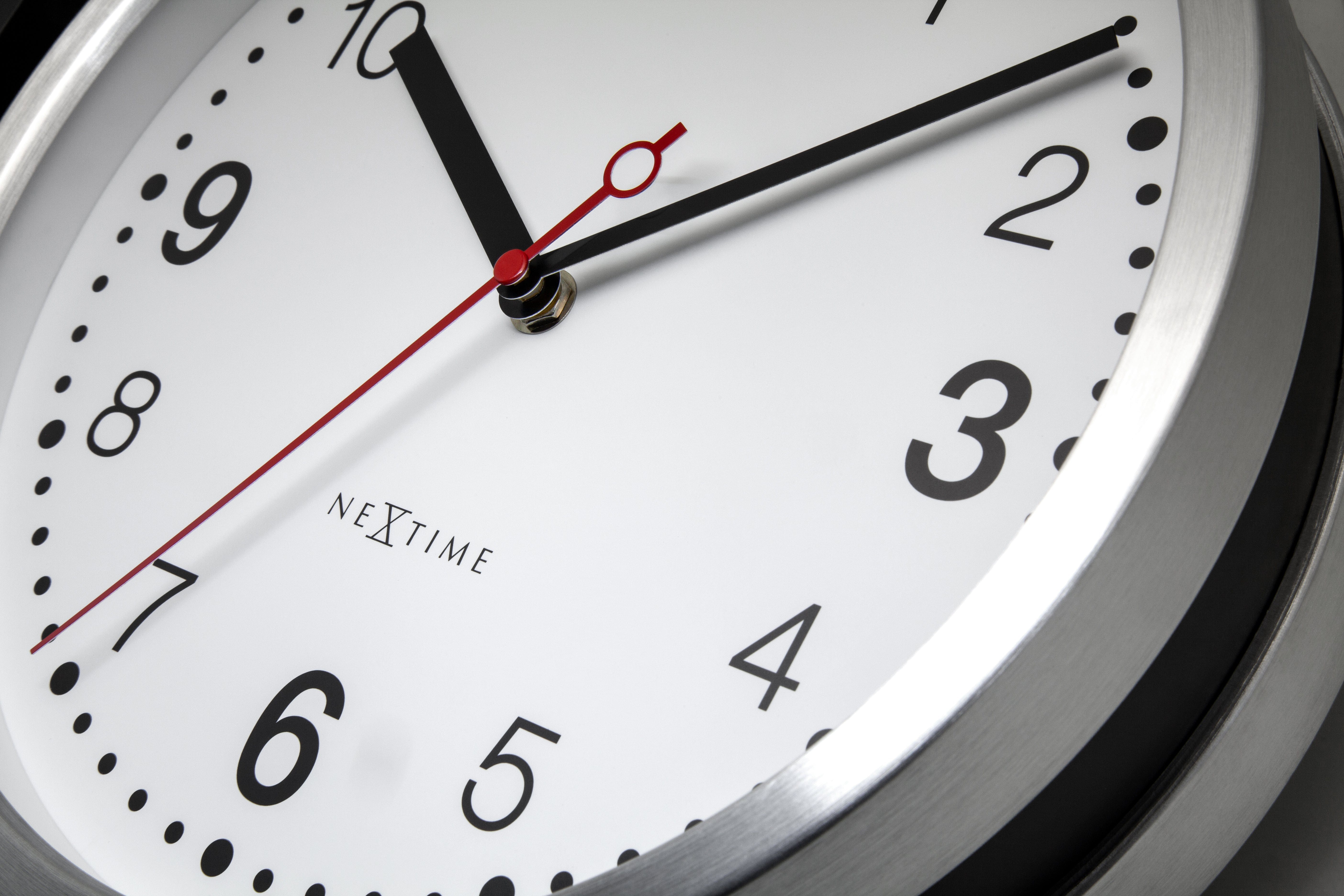 nextime-double-wanduhr-32-3-x-28-x-10-cm-aluminium-doppelseitig-schwarz-wei-leis image 8